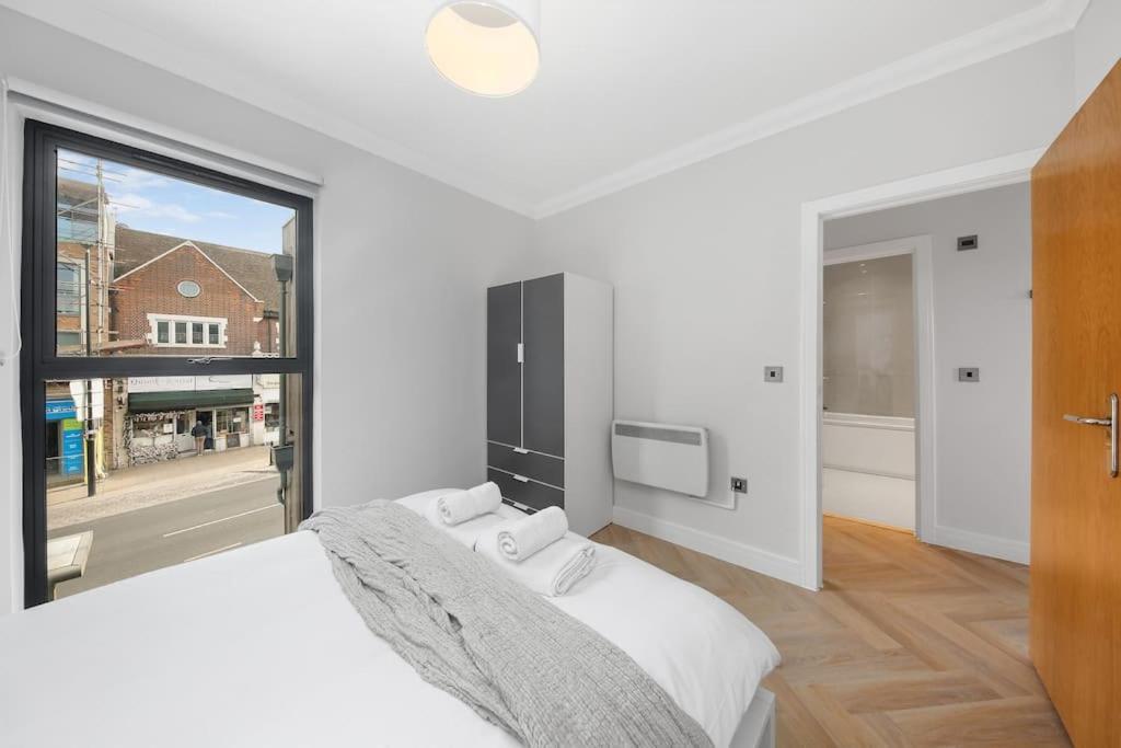 Pleasing 2Bed Flat 10Min To Wimbledon Tennis Court London Eksteriør bilde
